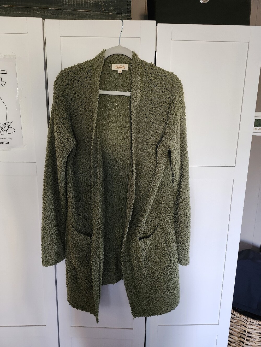 Lusticle Olive Open-Front Bouclé Cardigan with Pockets Sz M